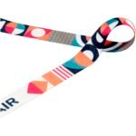 Tour de cou pour sublimation en rPET avec 2 porte-clés Leia – Image 4