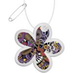 Attache réfléchissante en PVC en forme de fleur H-13 RFX™ – Image 2