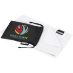 Serviette de sport rafraîchissante en PET recyclé Raquel avec pochette 80 x 30 cm – Image 3